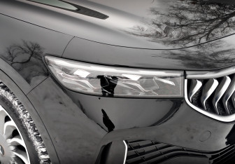 Подержанный автомобиль Voyah Free 2022 года (17 фото)