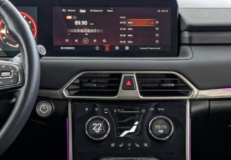 Подержанный автомобиль Exeed TXL 2023 года (17 фото)