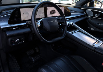 Подержанный автомобиль Exeed TXL 2023 года (11 фото)