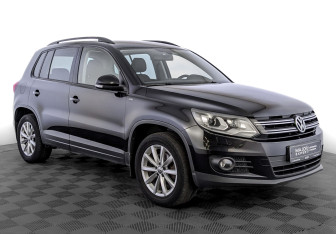 Подержанный автомобиль Volkswagen Tiguan 2016 года (3 фото)