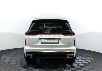 Подержанный автомобиль Exeed VX 2022 года (6 фото)