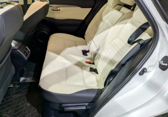 Подержанный автомобиль Lexus NX 2021 года (11 фото)