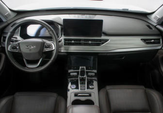 Подержанный автомобиль Chery Tiggo 8 Pro 2023 года (11 фото)