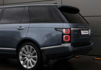 Подержанный автомобиль Land Rover Range Rover 2018 года (31 фото)
