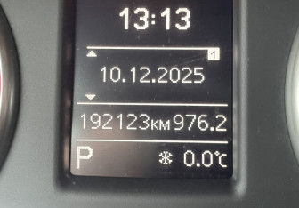 Подержанный автомобиль Audi A1 2012 года (16 фото)