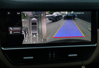Подержанный автомобиль Porsche Cayenne 2019 года (25 фото)