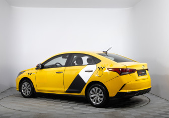 Подержанный автомобиль Hyundai Solaris Sedan 2020 года (7 фото)