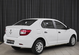 Подержанный автомобиль Renault Logan Sedan 2018 года (4 фото)