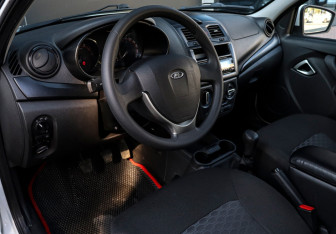 Подержанный автомобиль LADA (ВАЗ) Granta Sedan 2023 года (11 фото)