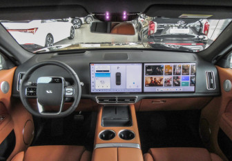 Новый LiXiang L7 2025 (8 фото)