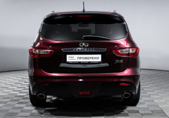 Подержанный автомобиль Infiniti JX 2013 года (6 фото)