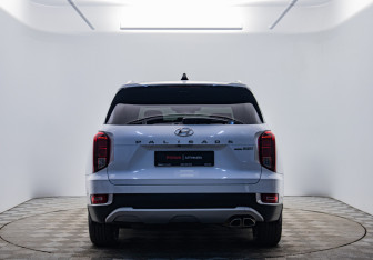 Подержанный автомобиль Hyundai Palisade 2021 года (4 фото)
