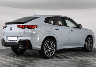 Новый BMW X2 2025 (2 фото)