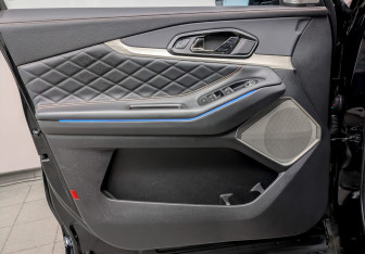 Подержанный автомобиль Exeed TXL 2023 года (19 фото)