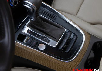 Подержанный автомобиль Audi Q5 2013 года (15 фото)