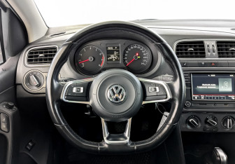 Подержанный автомобиль Volkswagen Polo Sedan 2019 года (21 фото)