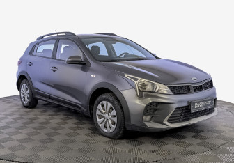 Подержанный автомобиль Kia Rio Hatchback 2021 года (3 фото)