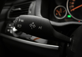 Подержанный автомобиль BMW X4 2015 года (12 фото)