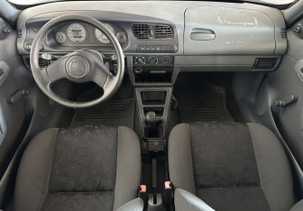 Подержанный автомобиль Skoda Felicia Hatchback 1997 года (10 фото)