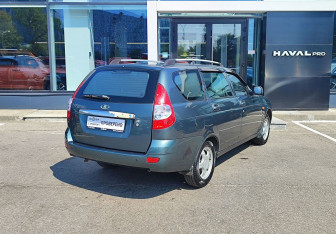 Подержанный автомобиль LADA (ВАЗ) Priora Wagon 2010 года (5 фото)