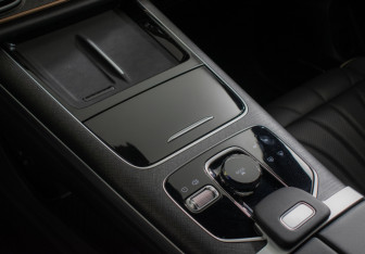 Подержанный автомобиль Jaecoo J8 2024 года (15 фото)