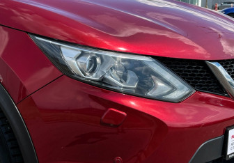 Подержанный автомобиль Nissan Qashqai 2018 года (15 фото)