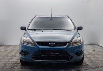 Подержанный автомобиль Ford Focus Sedan 2008 года (8 фото)