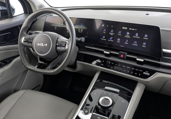Подержанный автомобиль Kia Sportage 2023 года (29 фото)