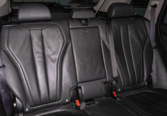 Подержанный автомобиль BMW X5 2014 года (17 фото)