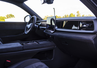 Подержанный автомобиль Volkswagen Teramont 2025 года (16 фото)