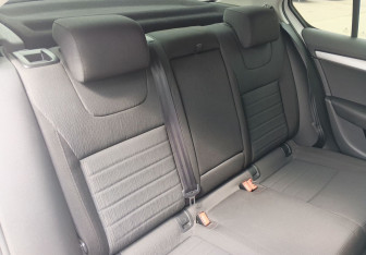 Подержанный автомобиль Skoda Octavia Liftback 2016 года (12 фото)
