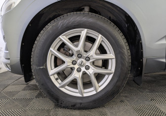 Подержанный автомобиль Volvo XC60 2021 года (12 фото)