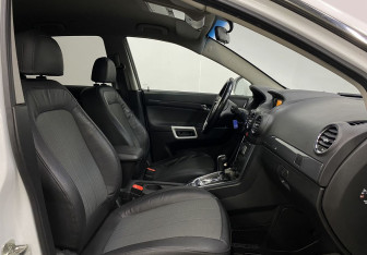 Подержанный автомобиль Opel Antara 2014 года (18 фото)