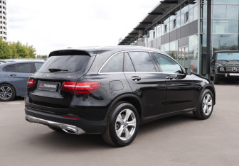 Подержанный автомобиль Mercedes-Benz GLC Coupe 2018 года (5 фото)
