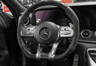 Подержанный автомобиль Mercedes-Benz AMG GT Coupe 2019 года (17 фото)