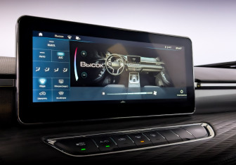 Подержанный автомобиль Haval Jolion 2023 года (26 фото)