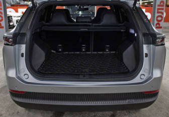 Подержанный автомобиль Omoda C7 2025 года (10 фото)