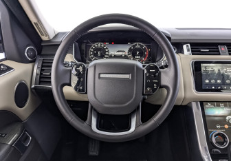 Подержанный автомобиль Land Rover Range Rover Sport 2020 года (22 фото)