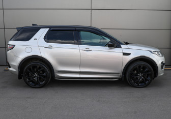 Подержанный автомобиль Land Rover Discovery Sport 2017 года (4 фото)