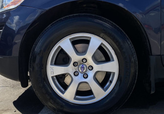 Подержанный автомобиль Volvo XC60 2012 года (9 фото)