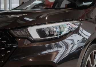 Подержанный автомобиль Omoda S5 2024 года (27 фото)