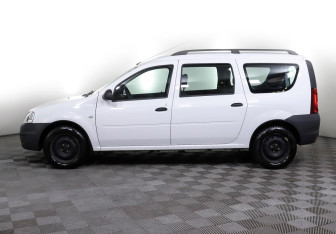 Подержанный автомобиль LADA (ВАЗ) Largus Wagon 2018 года (3 фото)