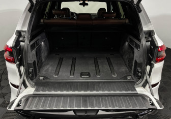Подержанный автомобиль BMW X5 2019 года (9 фото)