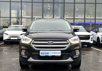 Подержанный автомобиль Ford Kuga 2019 года (2 фото)