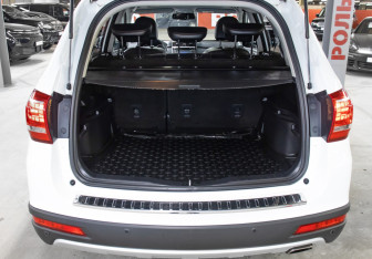 Подержанный автомобиль Haval H6 2017 года (10 фото)