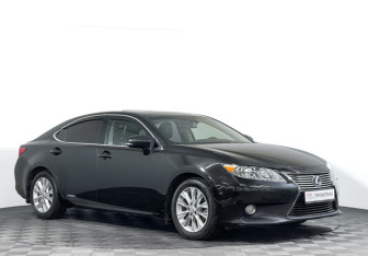 Подержанный автомобиль Lexus ES 2013 года (3 фото)