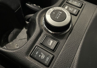 Подержанный автомобиль Nissan X-Trail 2018 года (17 фото)