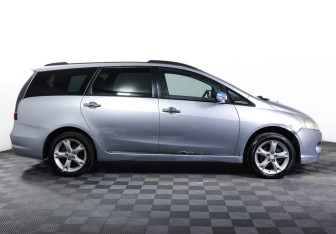 Подержанный автомобиль Mitsubishi Grandis 2008 года (4 фото)