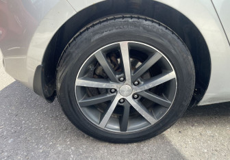 Подержанный автомобиль Kia Ceed Hatchback 2013 года (12 фото)