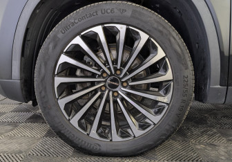 Подержанный автомобиль Exeed TXL 2021 года (12 фото)